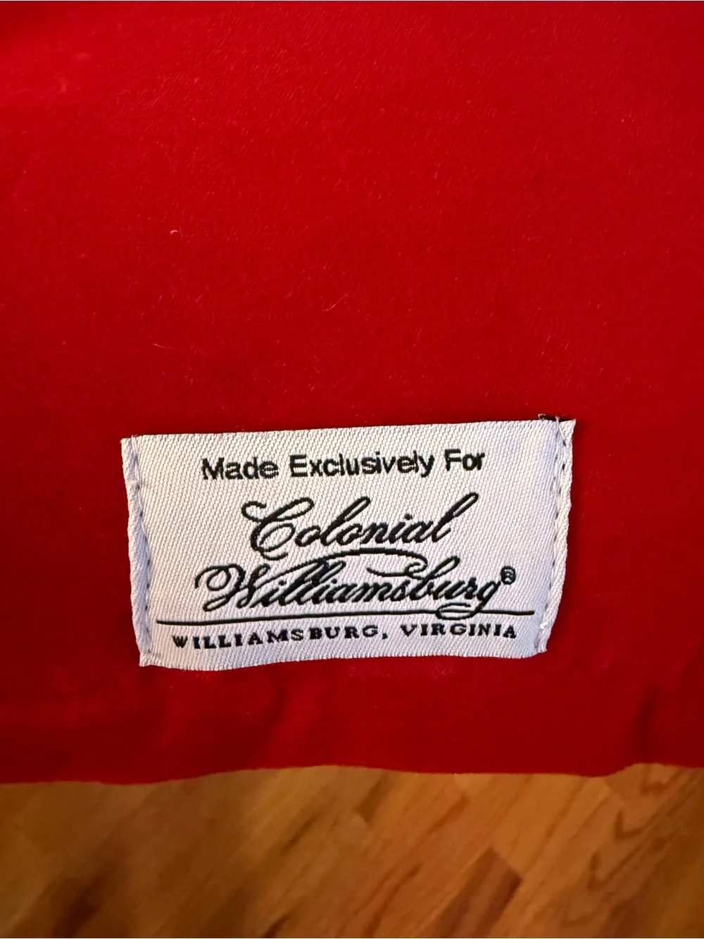 NOEL COLONIAL WILLIAMSBURG Christmas holiday needlepoint cross-stitch Pillow